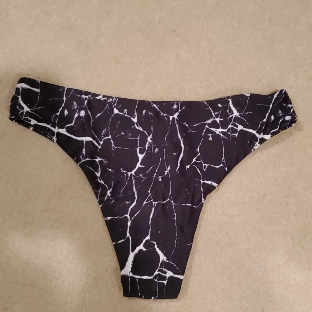 Marble Printed Sleeveless Bikini Set size Medium & Large NEW